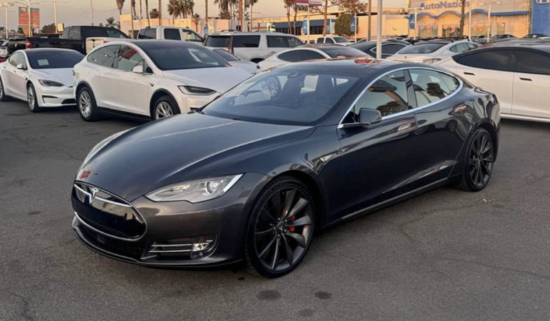 2015 Tesla model s P85D Sedan 4D