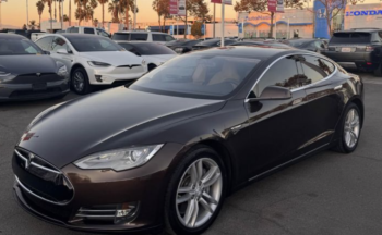 2013 Tesla model s Sedan 4D