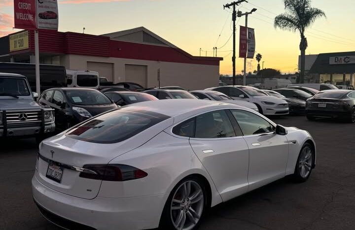 2013 Tesla model s Sedan 4D