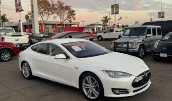 
									2013 Tesla model s Sedan 4D full								