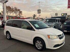 2011 Dodge grand caravan passenger Express Minivan 4D