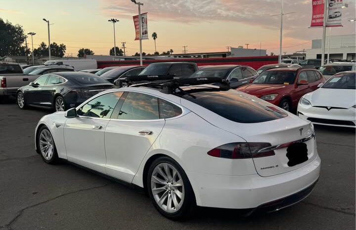 2015 Tesla model s 85D Sedan 4D