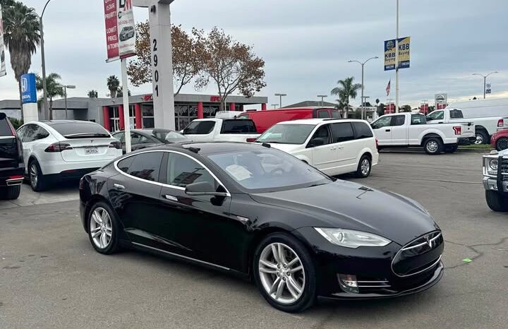 2013 Tesla model s Sedan 4D