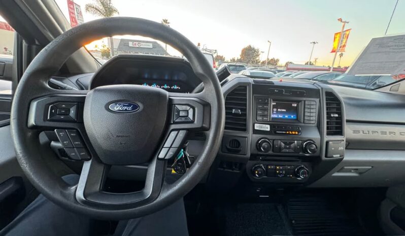 
								2017 Ford f350 super duty regular cab full									