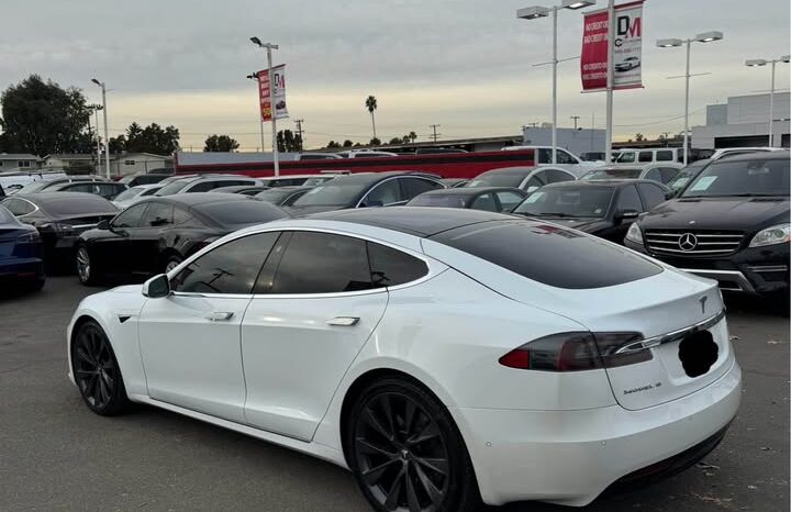 
								2018 Tesla model s 100D Sedan 4D full									