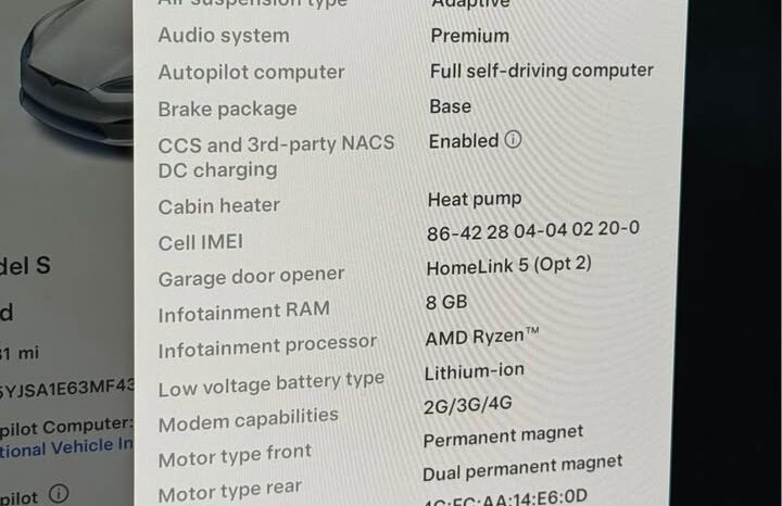 
								2021 Tesla model s Plaid Sedan 4D full									