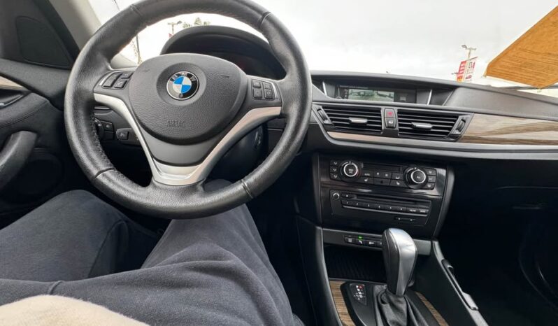 
								2015 BMW x1 xDrive28i Sport Utility 4D full									