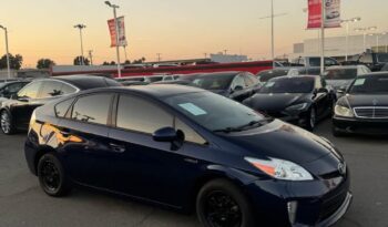 
									2013 Toyota prius Two full								