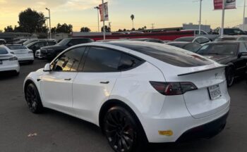 2021 Tesla model y Performance Sport Utility 4D