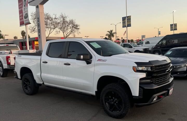 2020 Chevrolet silverado 1500 crew cab LT Trail Boss Pickup 4D 6 1/2 ft