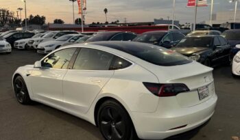 
									2019 Tesla model 3 Long Range Sedan 4D full								