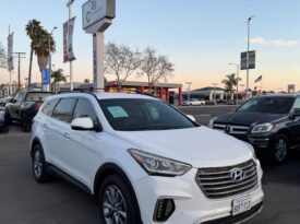 2017 Hyundai santa fe SE