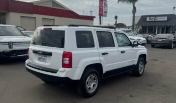 
									2017 Jeep patriot Sport SUV 4D full								