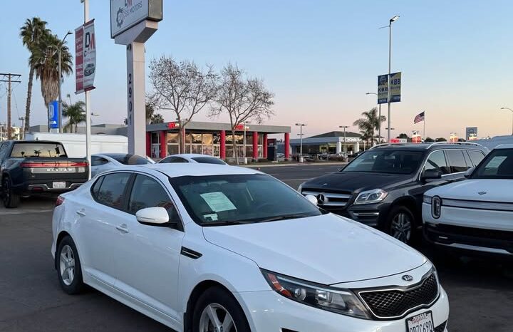 2014 Kia optima LX Sedan 4D