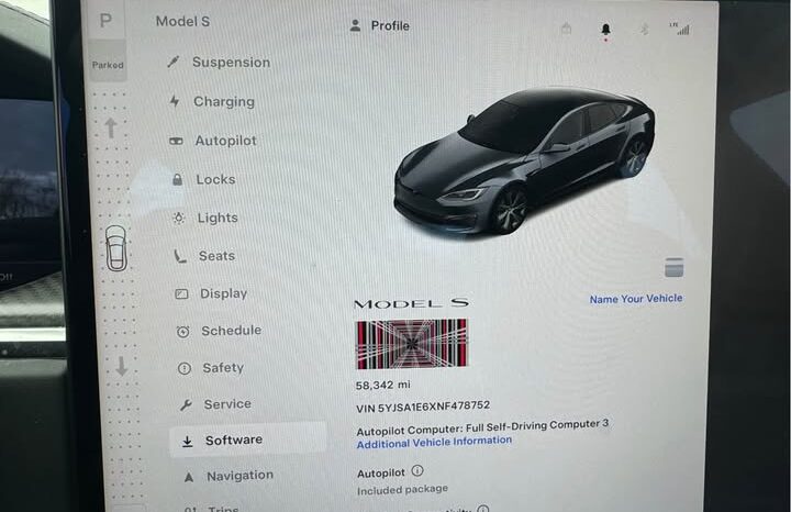 
								2022 Tesla model s Plaid Sedan 4D full									