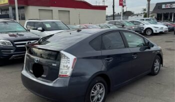 
									2011 Toyota prius full								