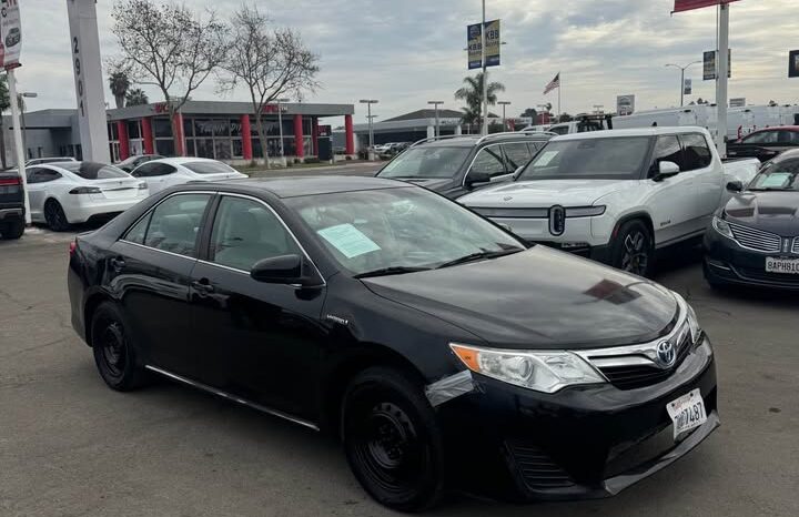 2012 Toyota camry LE Hybrid Sedan 4D