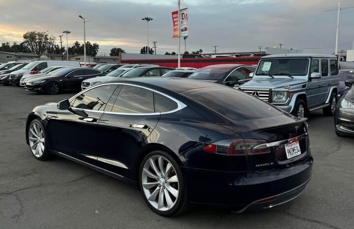 2013 Tesla model s Performance Sedan 4D