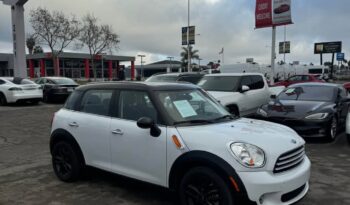 
									2012 MINI countryman Cooper Hatchback 4D full								