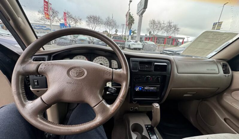 
								2004 Toyota tacoma double cab full									