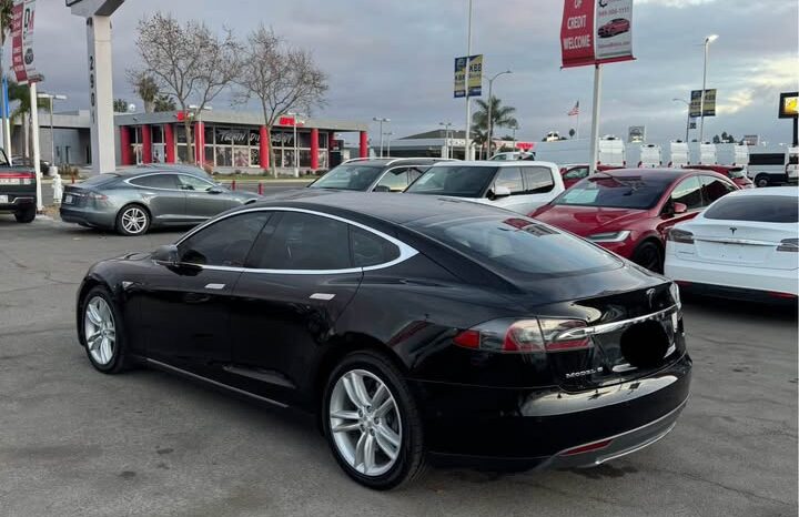 2016 Tesla model s 70 Sedan 4D