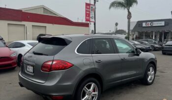 
									2011 Porsche cayenne Turbo Sport Utility 4D full								