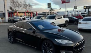 
									2013 Tesla model s Performance Sedan 4D full								