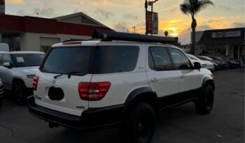 
									2004 Toyota sequoia SR5 full								