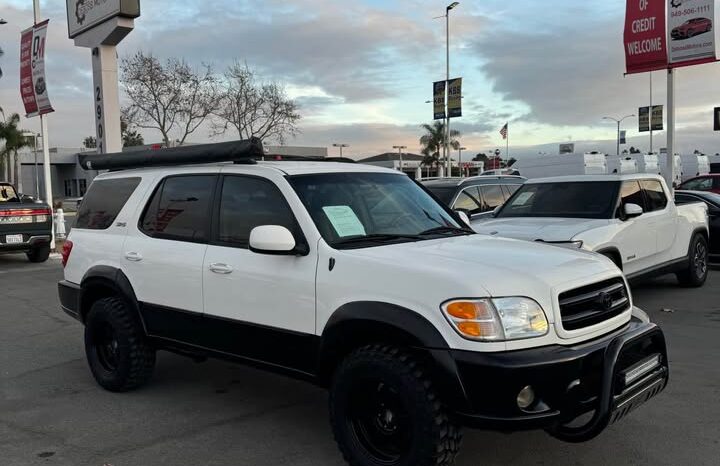 2004 Toyota sequoia SR5