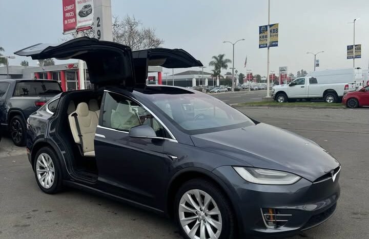 
								2020 Tesla model x Long Range Plus Sport Utility 4D full									