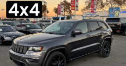 2018 Jeep grand cherokee Altitude Sport Utility 4D