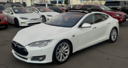 2015 Tesla model s 85D Sedan 4D