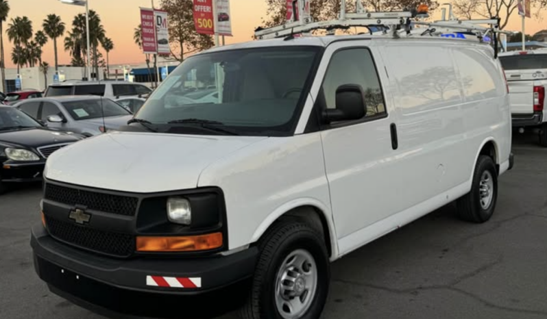 2013 Chevrolet express 3500 cargo CNG