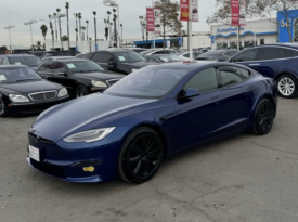 2022 Tesla model s Long Range Sedan 4D