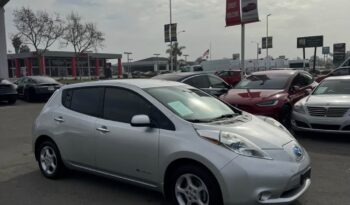 
									2013 Nissan leaf SV Hatchback 4D full								