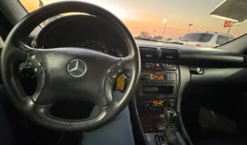 
									2004 Mercedes-Benz c-class C 320 Sedan 4D full								