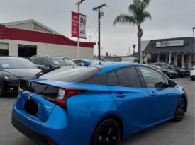 2019 Toyota prius XLE Hatchback 4D