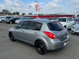 2012 Nissan versa