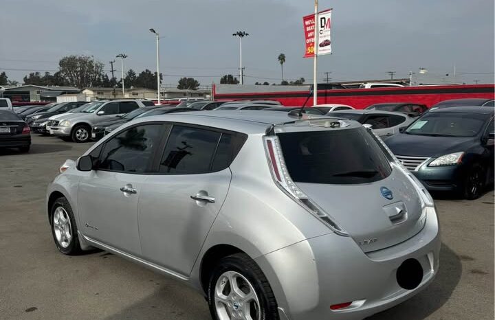 2013 Nissan leaf SV Hatchback 4D