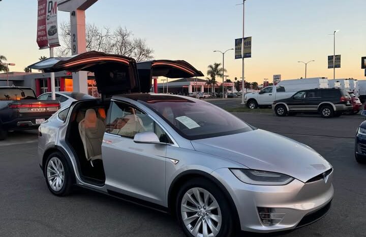 2016 Tesla model x 75D Sport Utility 4D