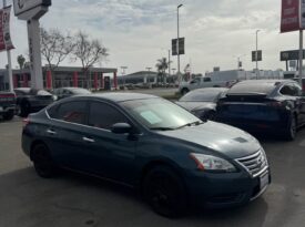 2015 Nissan sentra SV Sedan 4D