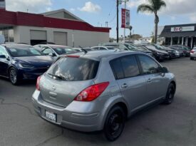 2012 Nissan versa