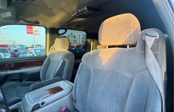 
								2002 Chevrolet suburban 1500 full									