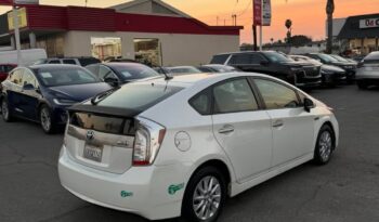 
									2012 Toyota prius plug-in hybrid Hatchback 4D full								