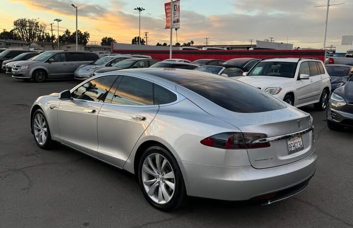 2015 Tesla model s 85 Sedan 4D