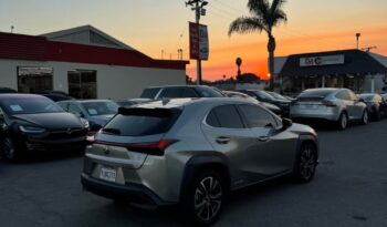 
									2020 Lexus ux 250H full								