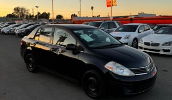 
									2008 Nissan versa S Sedan 4D full								