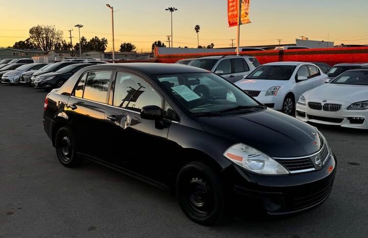 2008 Nissan versa S Sedan 4D