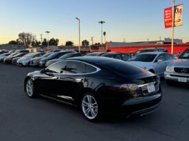 2013 Tesla model s Sedan 4D