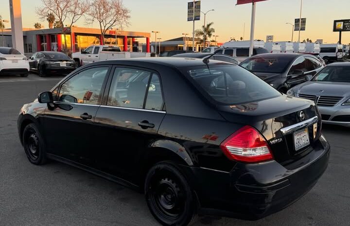 2008 Nissan versa S Sedan 4D